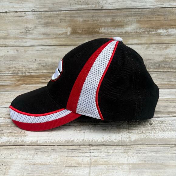 Ga Bulldogs UGA Hat Ball Cap Captivating Headgear Adjustable One Size Black Red - Picture 2 of 9
